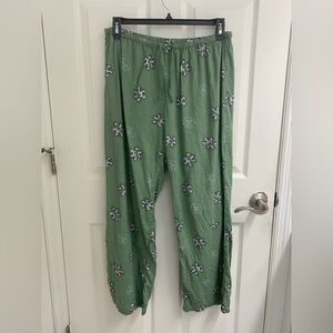 Life Is Good green linen light pajama pants L large drawstring Snowflake Winter